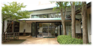 新居図書館